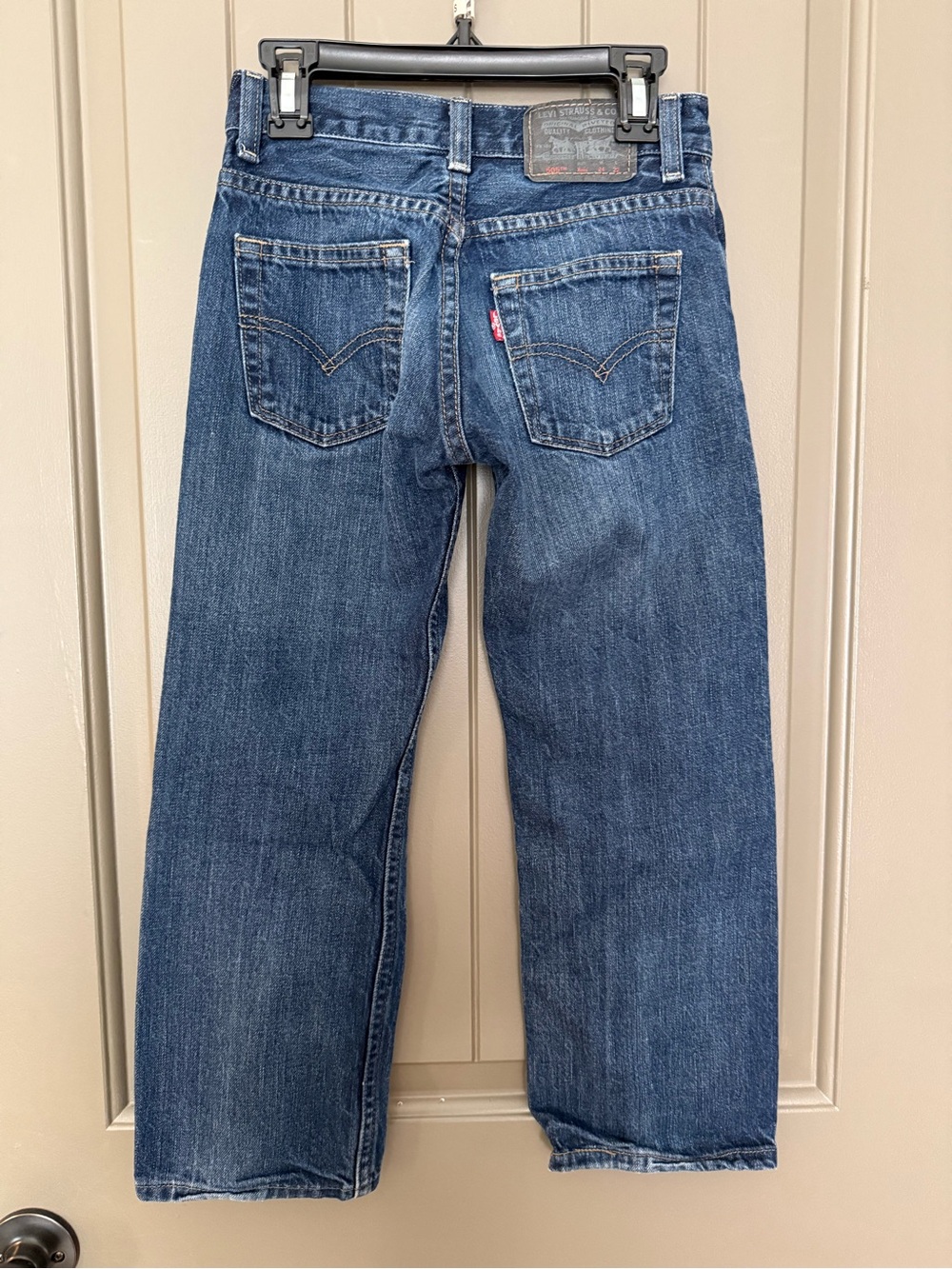 Boys’s Levis Classic Blue Straight-Leg Jeans - Picture 2 of 4
